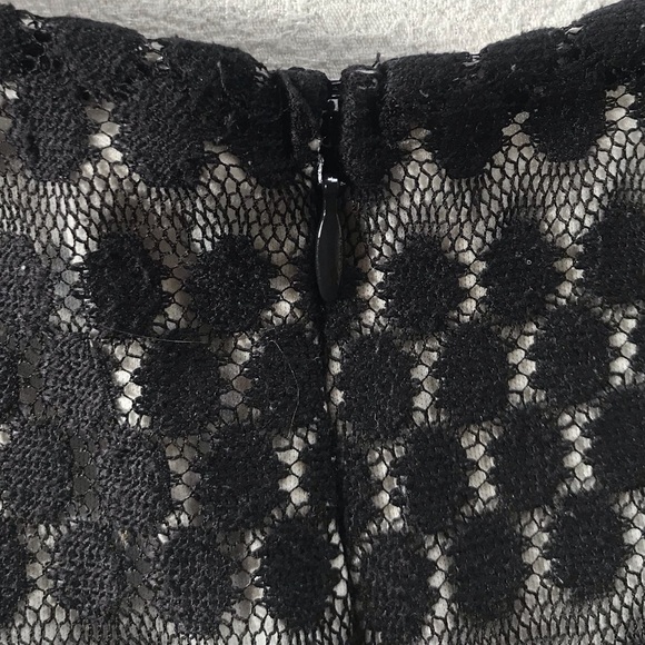 Lily Rose Women's Mini Dress Scoop Neck Sleeveless Black Lace Fit & Flare Size L - Picture 7 of 11